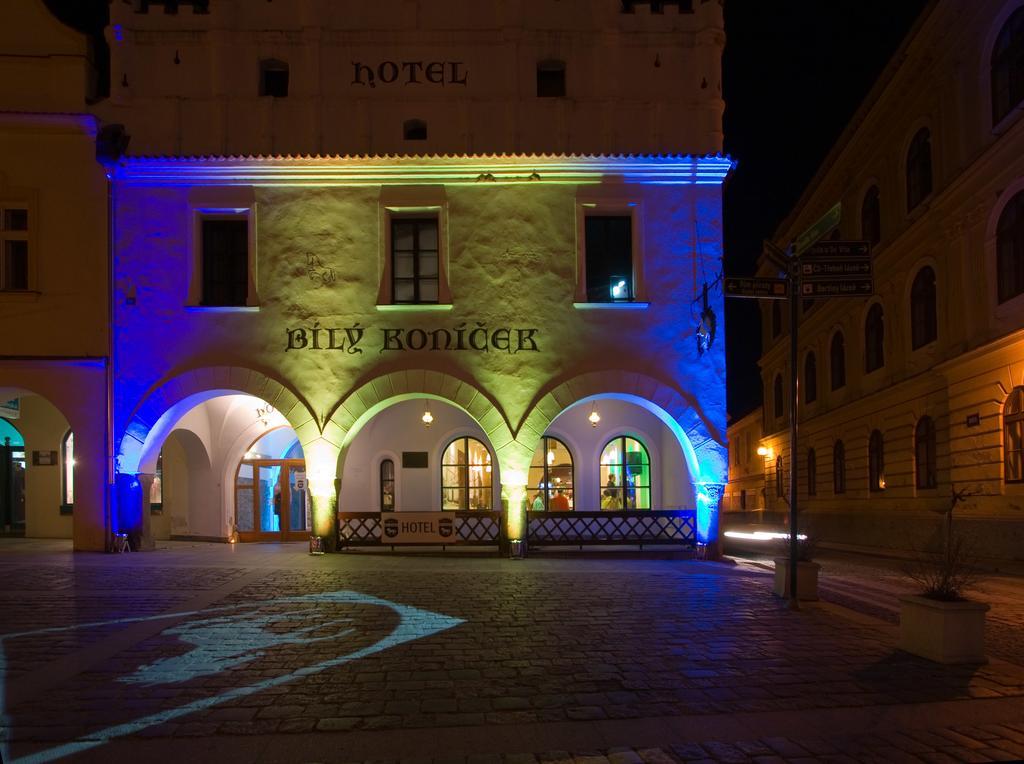 Hotel Bily Konicek Trebon Exterior photo